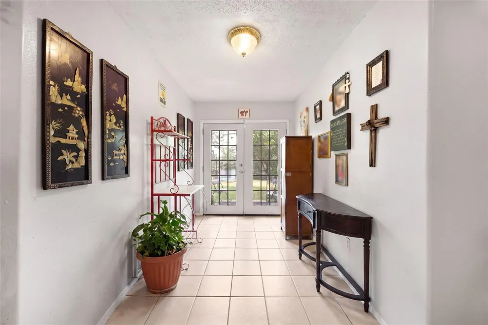 3217 Bond Street Pasadena, TX 77503