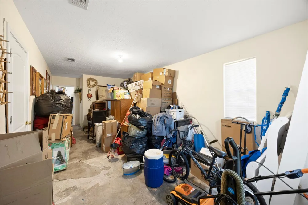 3217 Bond Street Pasadena, TX 77503