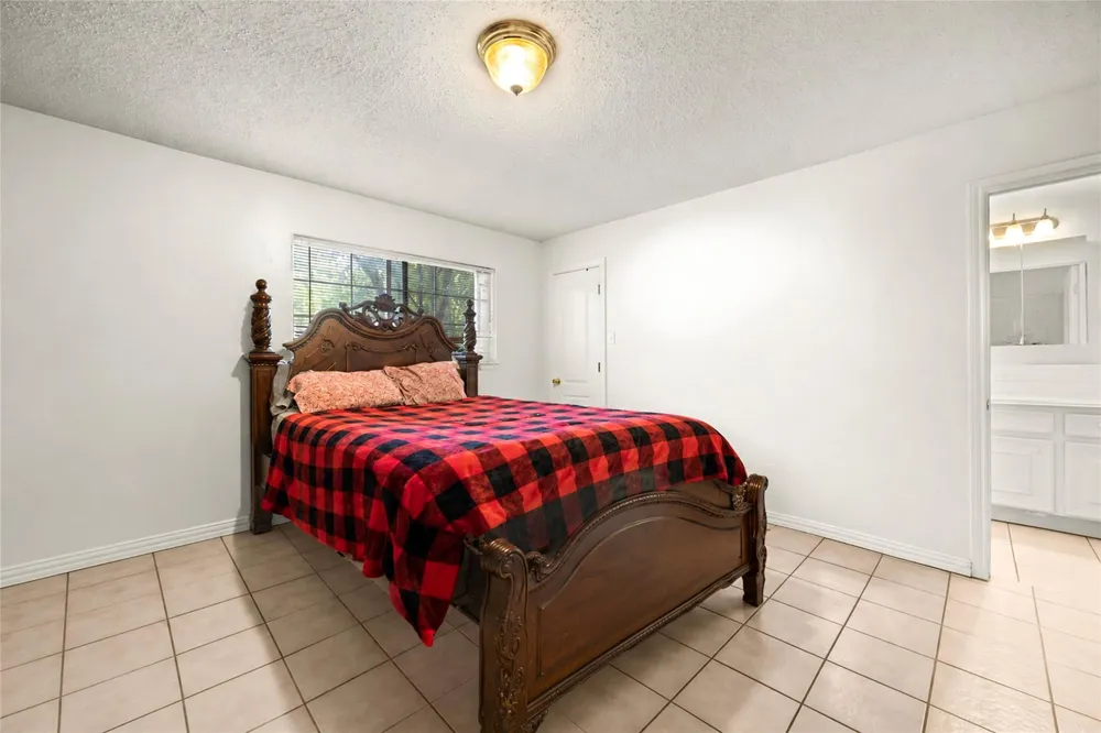 3217 Bond Street Pasadena, TX 77503