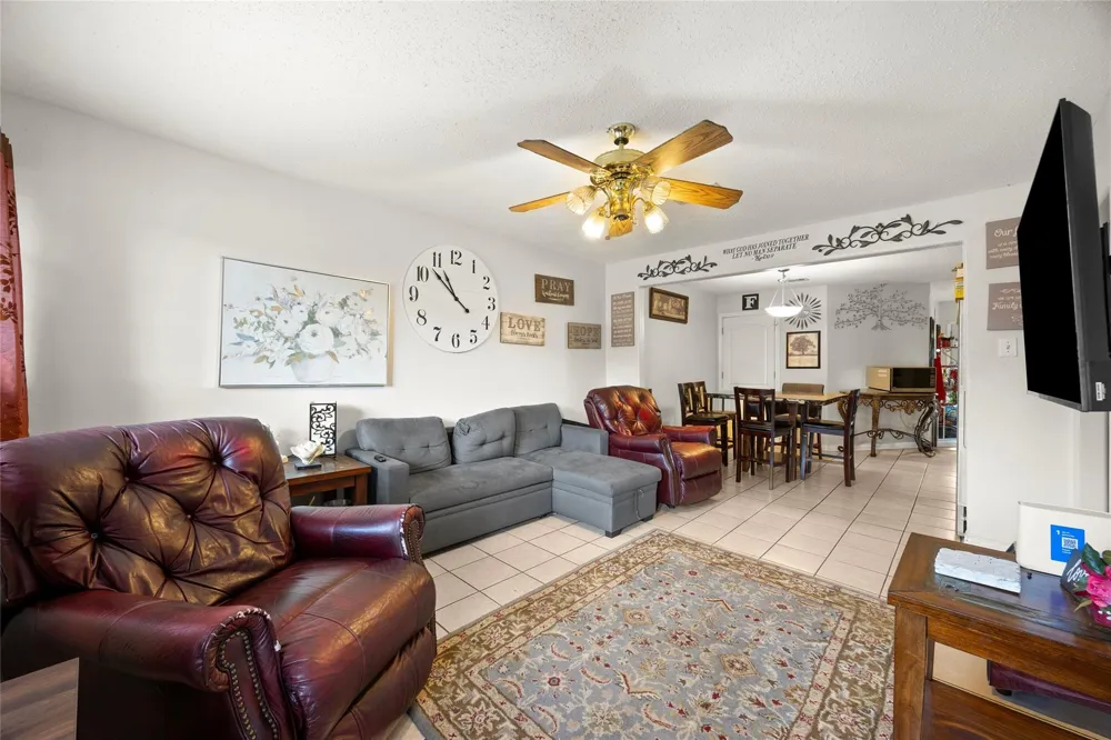 3217 Bond Street Pasadena, TX 77503
