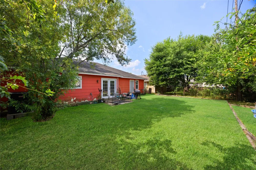 3217 Bond Street Pasadena, TX 77503