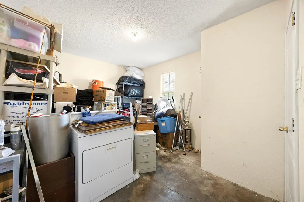 3217 Bond Street Pasadena, TX 77503