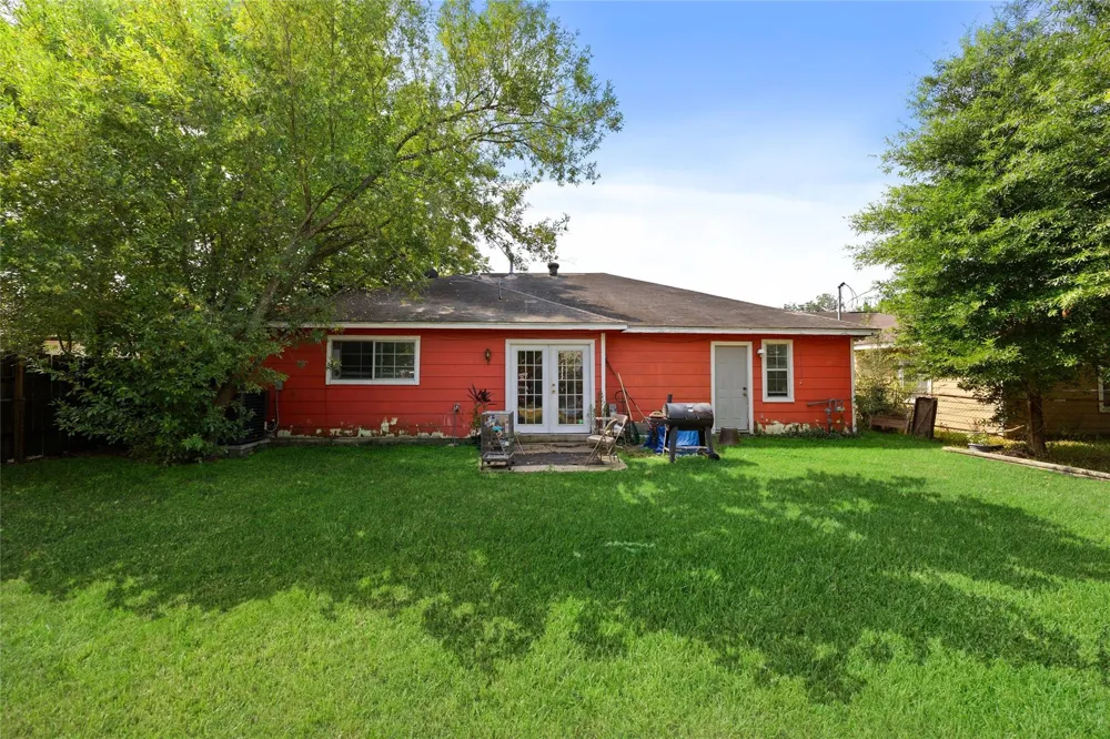3217 Bond Street Pasadena, TX 77503