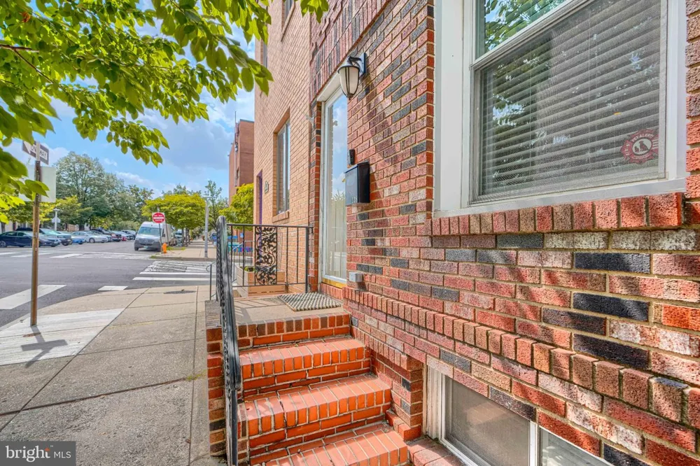 138 S CLINTON STREET Baltimore, MD 21224