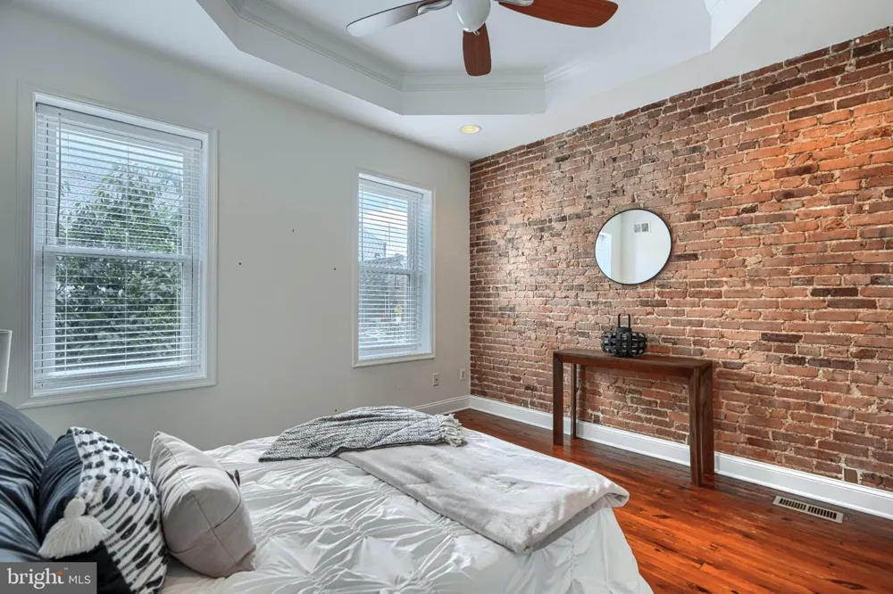138 S CLINTON STREET Baltimore, MD 21224