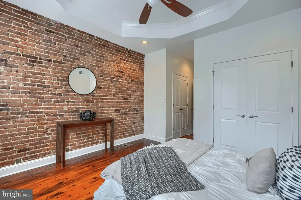138 S CLINTON STREET Baltimore, MD 21224