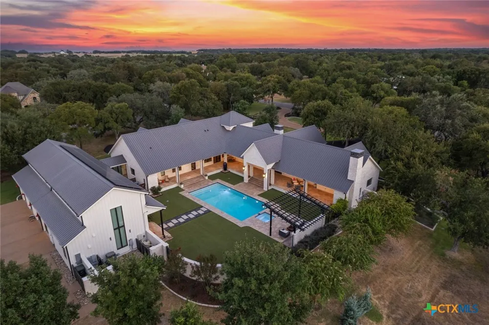 2025 Running Creek Drive Salado, TX 76571