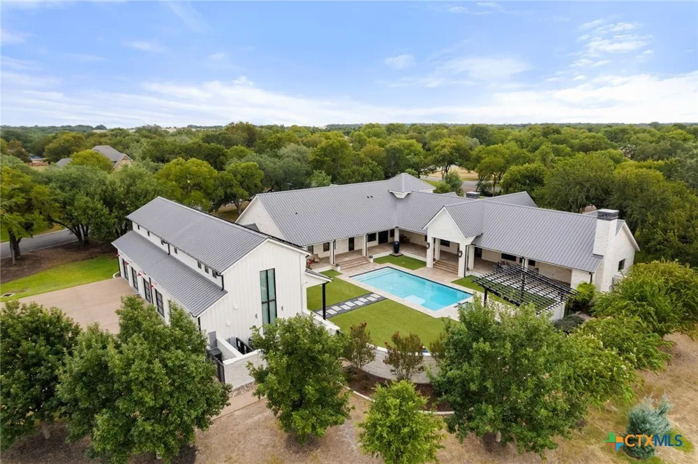 2025 Running Creek Drive Salado, TX 76571