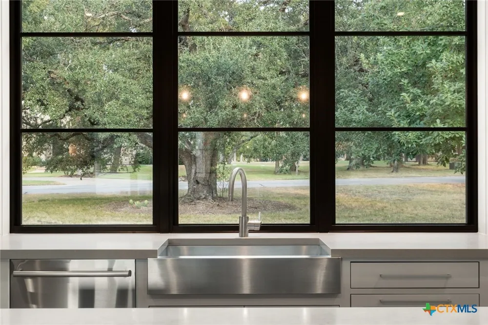 2025 Running Creek Drive Salado, TX 76571