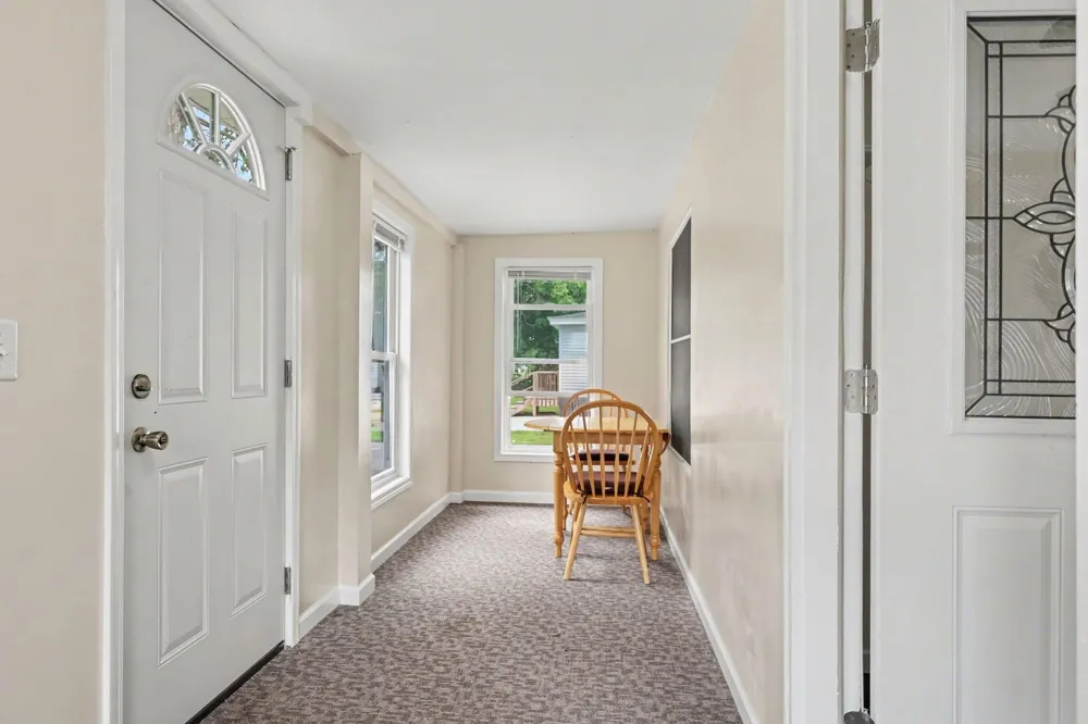203 Roseneath Avenue Battle Creek, MI 49037