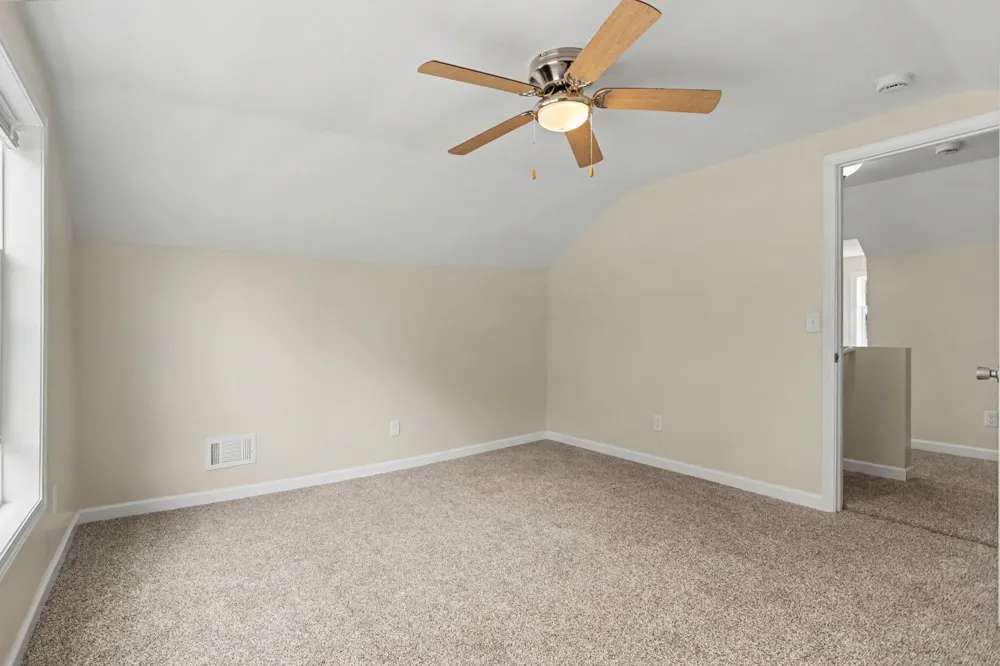 203 Roseneath Avenue Battle Creek, MI 49037