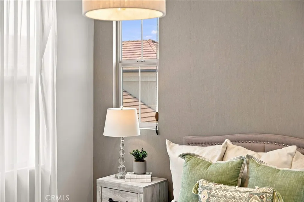 105 Yellow Iris Irvine, CA 92618
