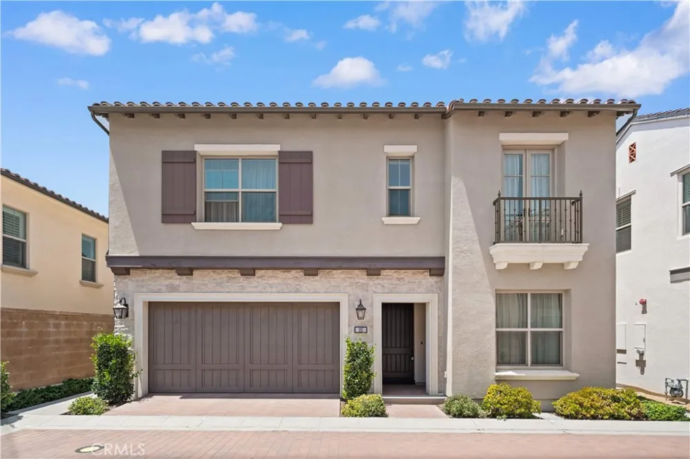 105 Yellow Iris Irvine, CA 92618