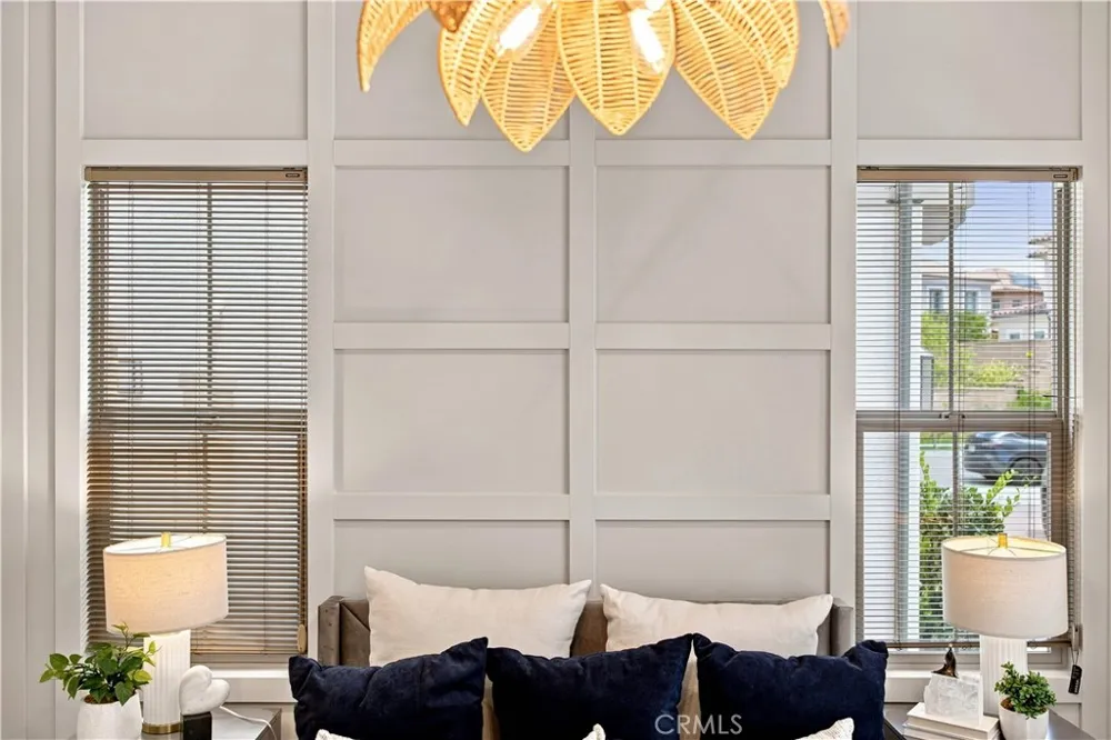 105 Yellow Iris Irvine, CA 92618