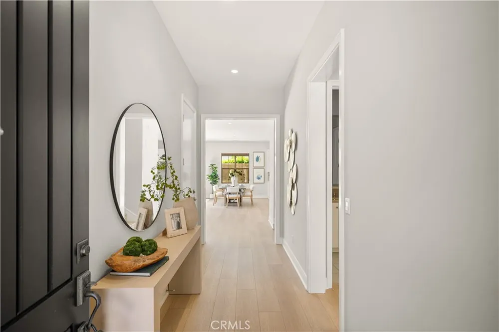 105 Yellow Iris Irvine, CA 92618