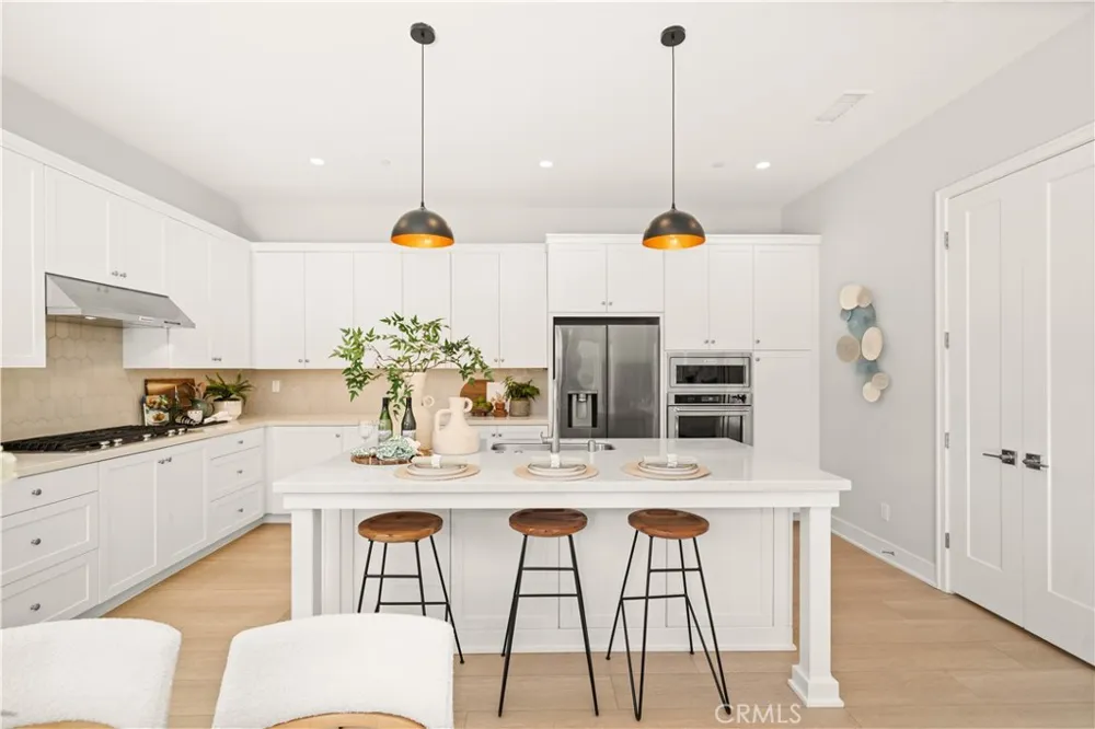 105 Yellow Iris Irvine, CA 92618