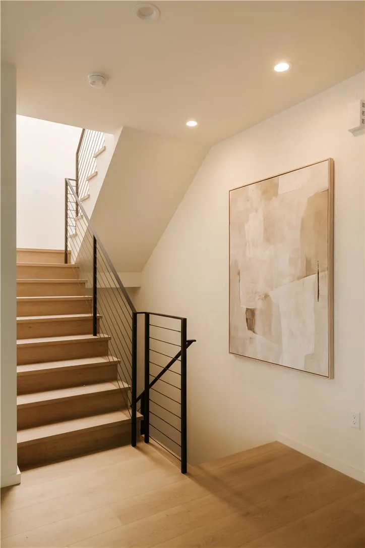 1249 Seward Street Los Angeles, CA 90038