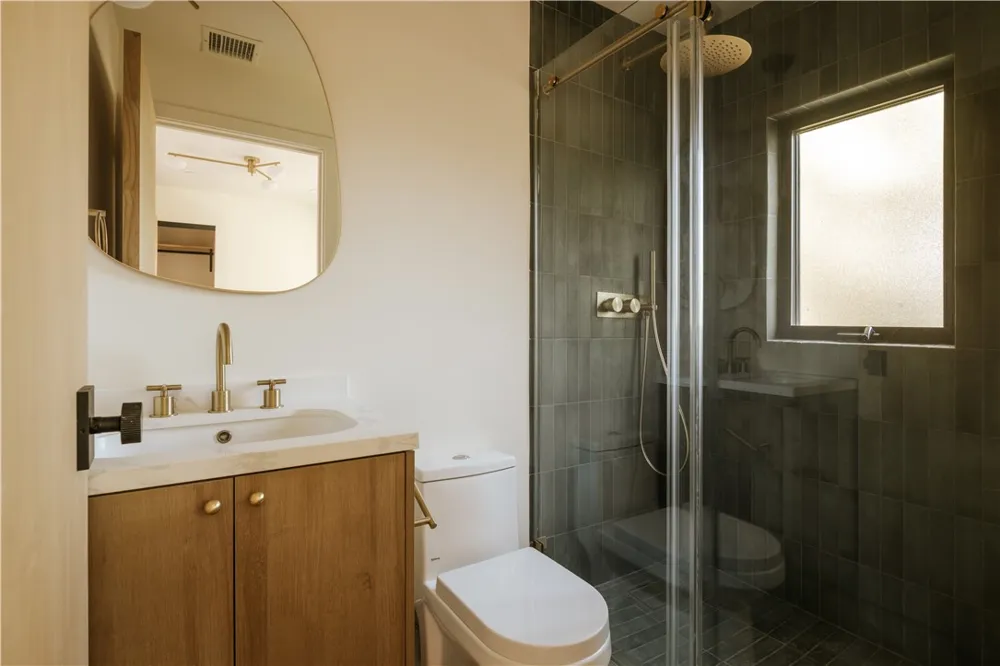1249 Seward Street Los Angeles, CA 90038