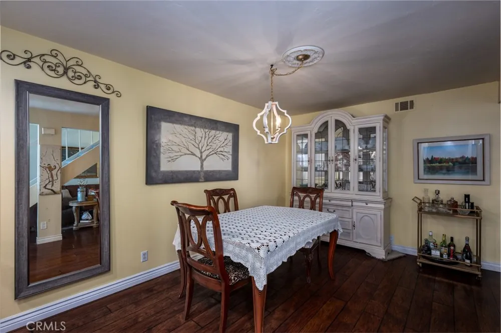 203 Knights Santa Maria, CA 93454