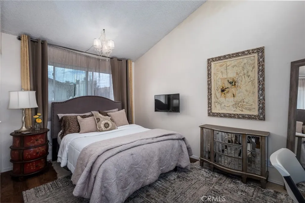 203 Knights Santa Maria, CA 93454