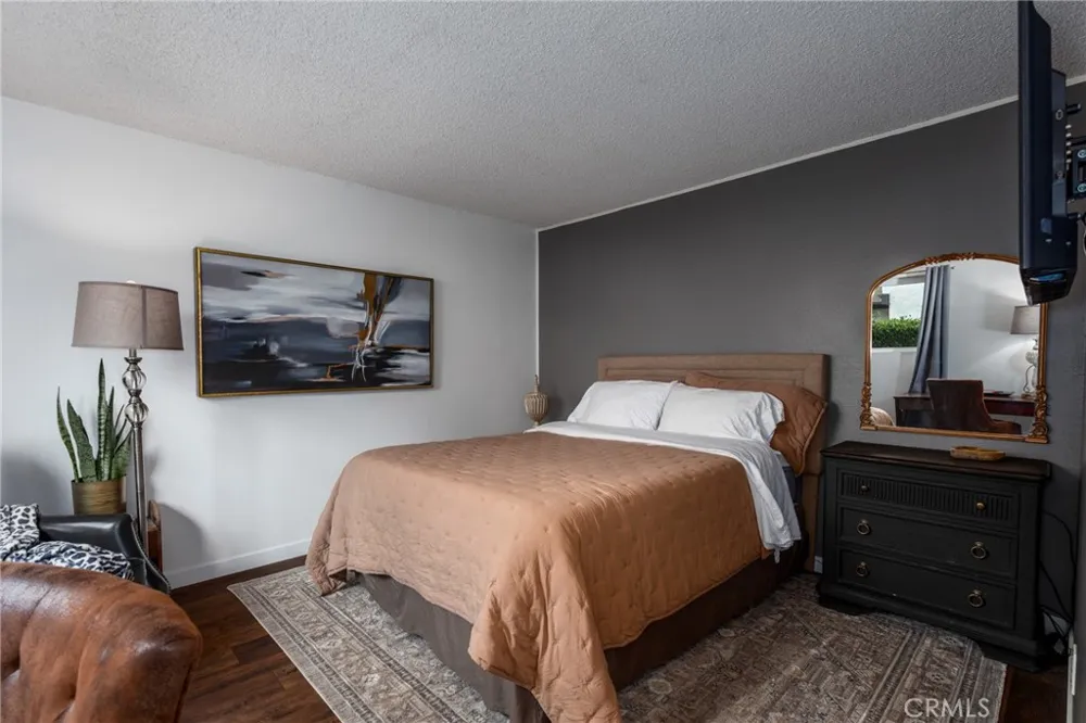 203 Knights Santa Maria, CA 93454