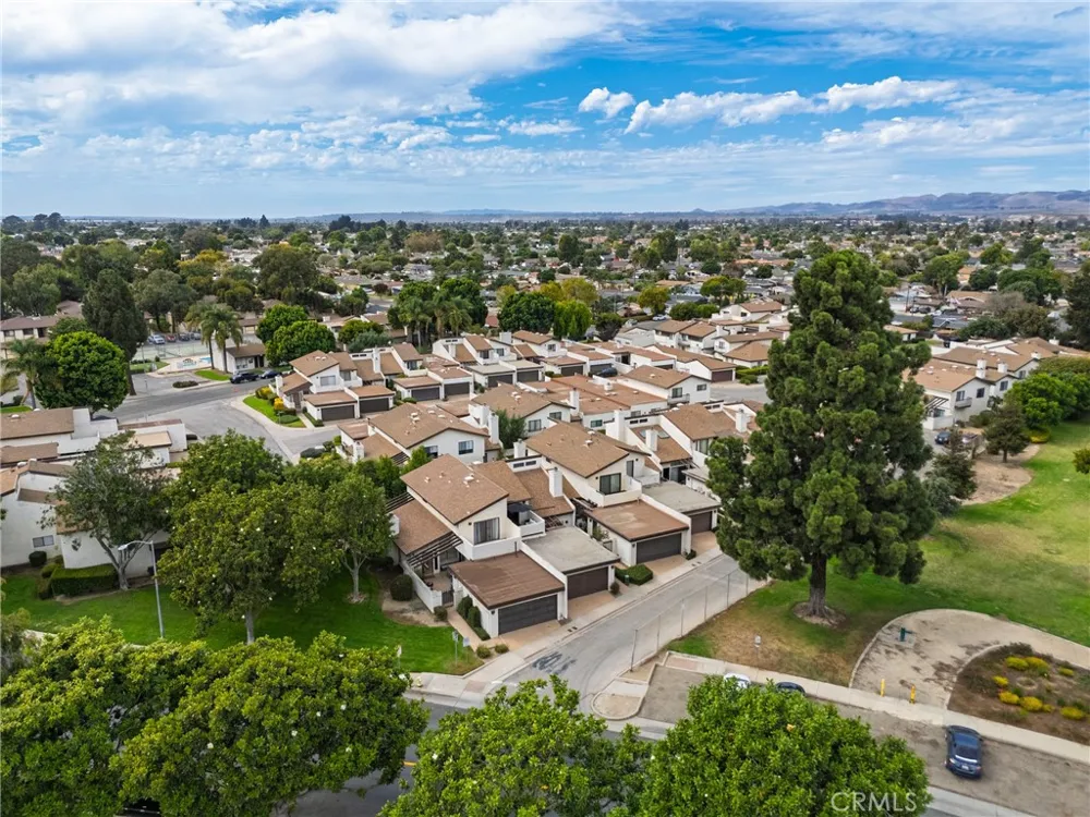 203 Knights Santa Maria, CA 93454