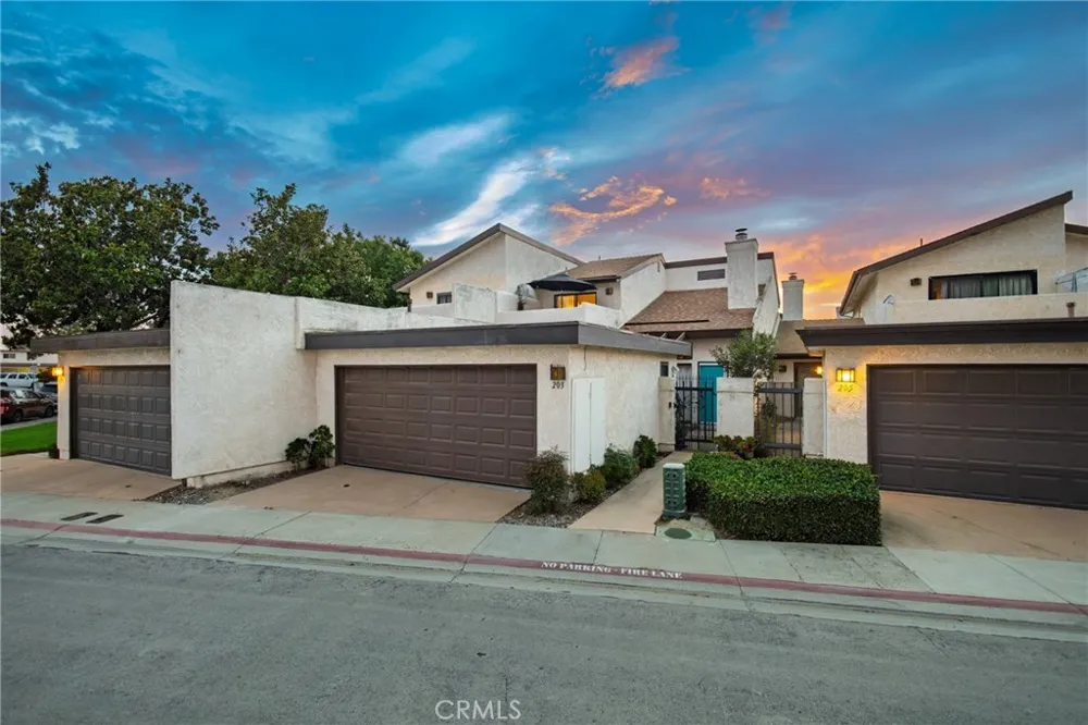 203 Knights Santa Maria, CA 93454
