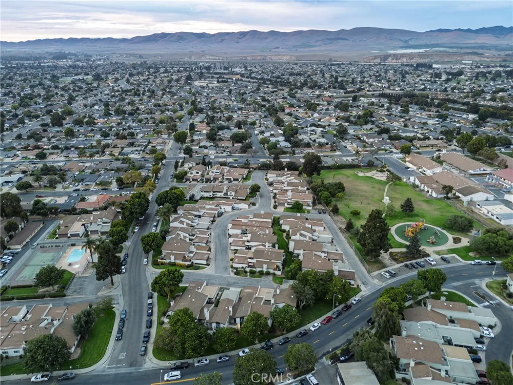 203 Knights Santa Maria, CA 93454