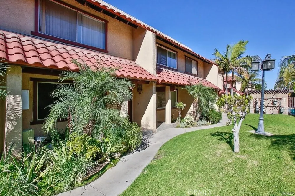 9741 Acacia #8 Garden Grove, CA 92841