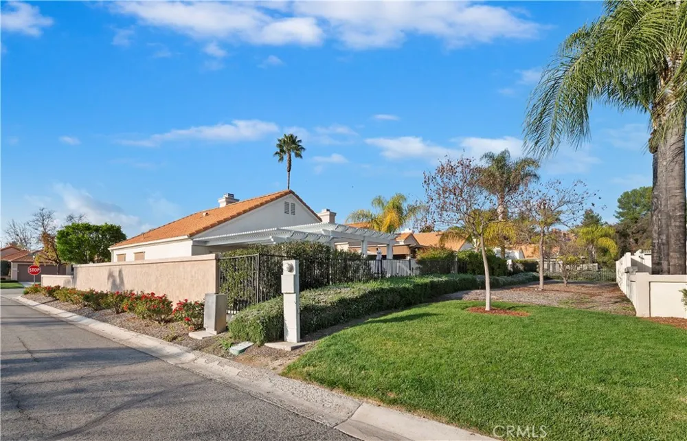 40172 Corte Peralta Murrieta, CA 92562