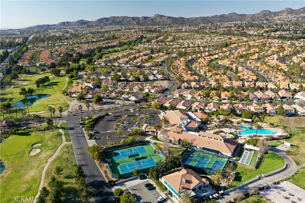 40172 Corte Peralta Murrieta, CA 92562