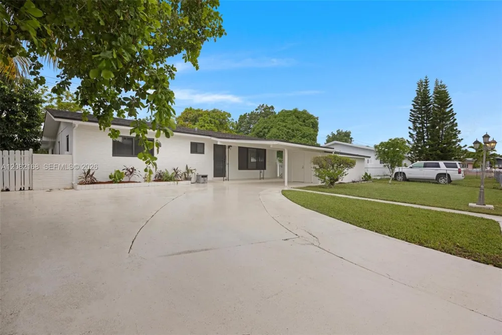 12010 SW 177th Ter Miami, FL 33177