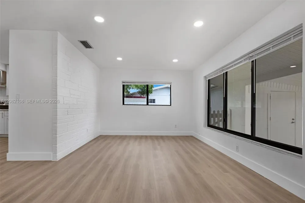12010 SW 177th Ter Miami, FL 33177