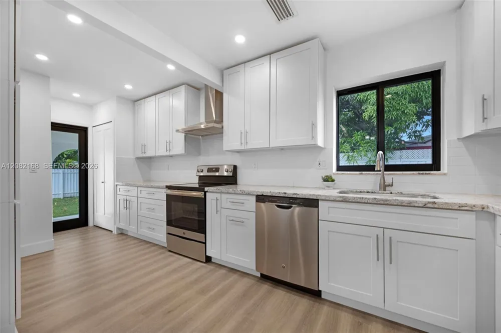 12010 SW 177th Ter Miami, FL 33177