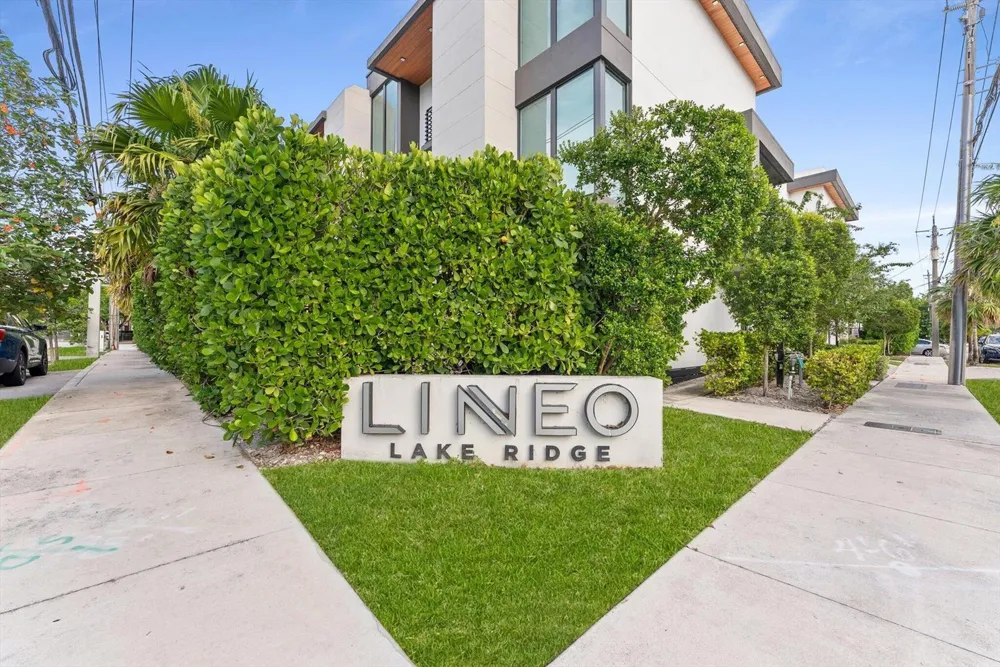 1048 Victoria Park Road Fort Lauderdale, FL 33304