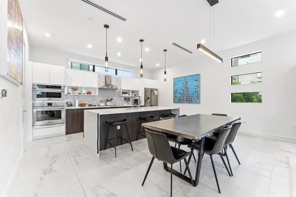 1048 Victoria Park Road Fort Lauderdale, FL 33304