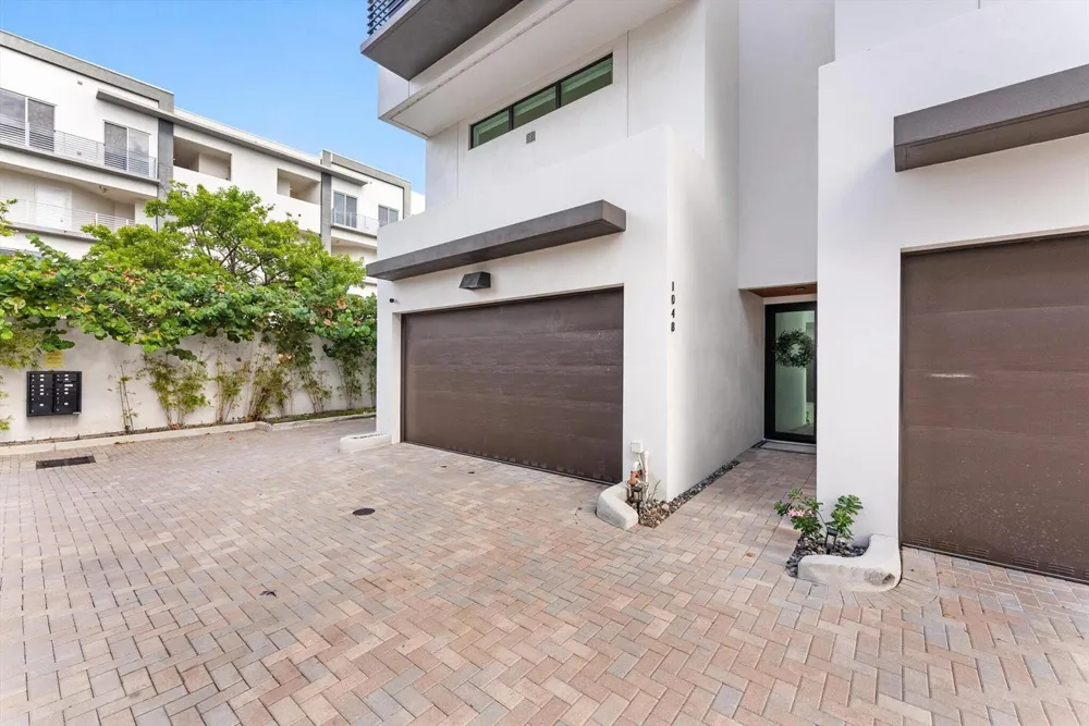 1048 Victoria Park Road Fort Lauderdale, FL 33304