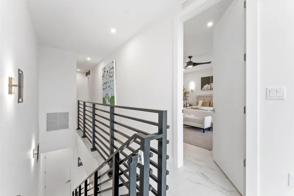 1048 Victoria Park Road Fort Lauderdale, FL 33304
