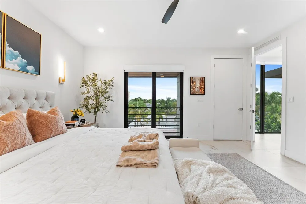 1048 Victoria Park Road Fort Lauderdale, FL 33304