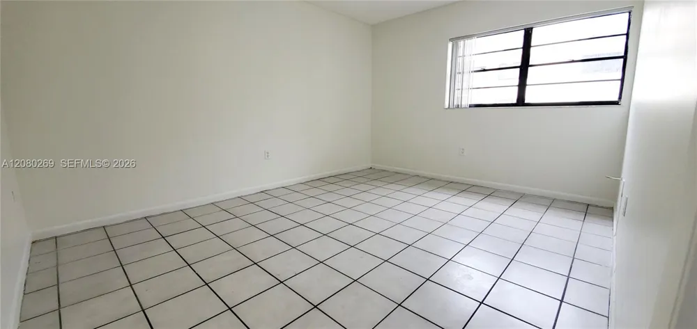 995 SW 84th Ave #218 Miami, FL 33144