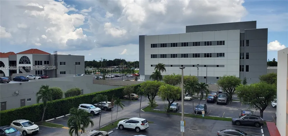 995 SW 84th Ave #218 Miami, FL 33144