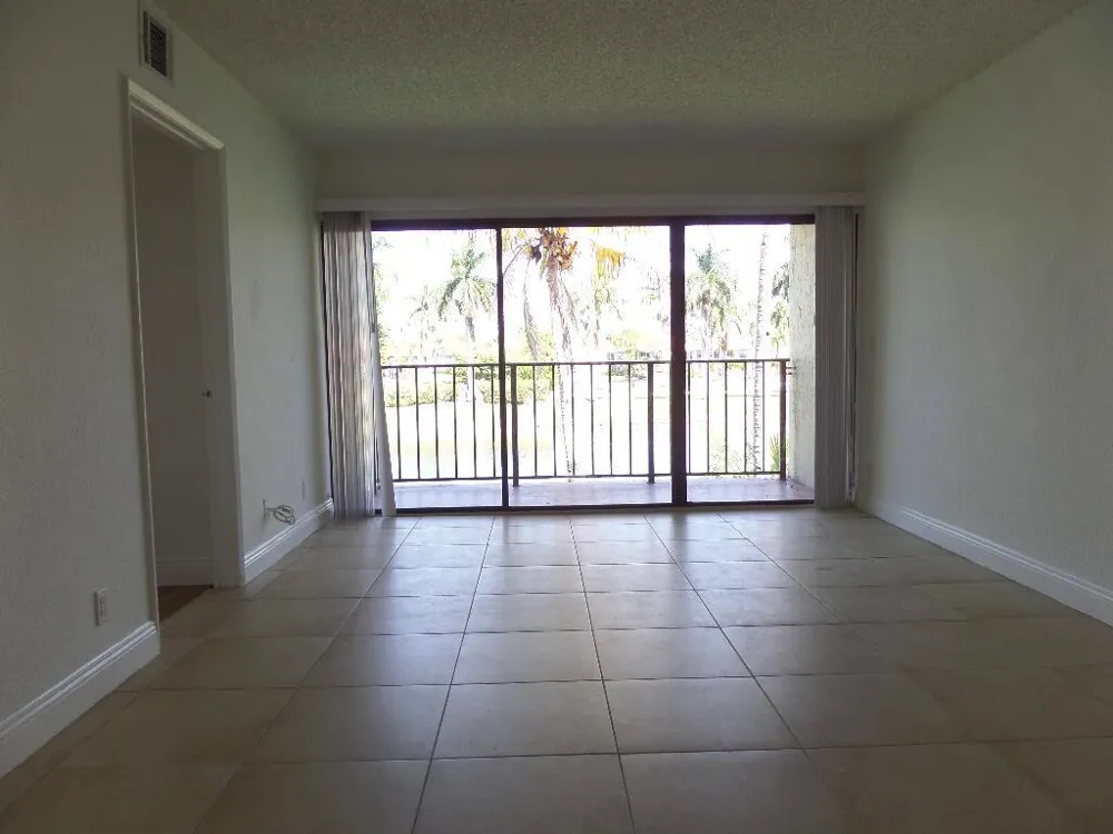 1523 LAKE CRYSTAL DRIVE #F West Palm Beach, FL 33411