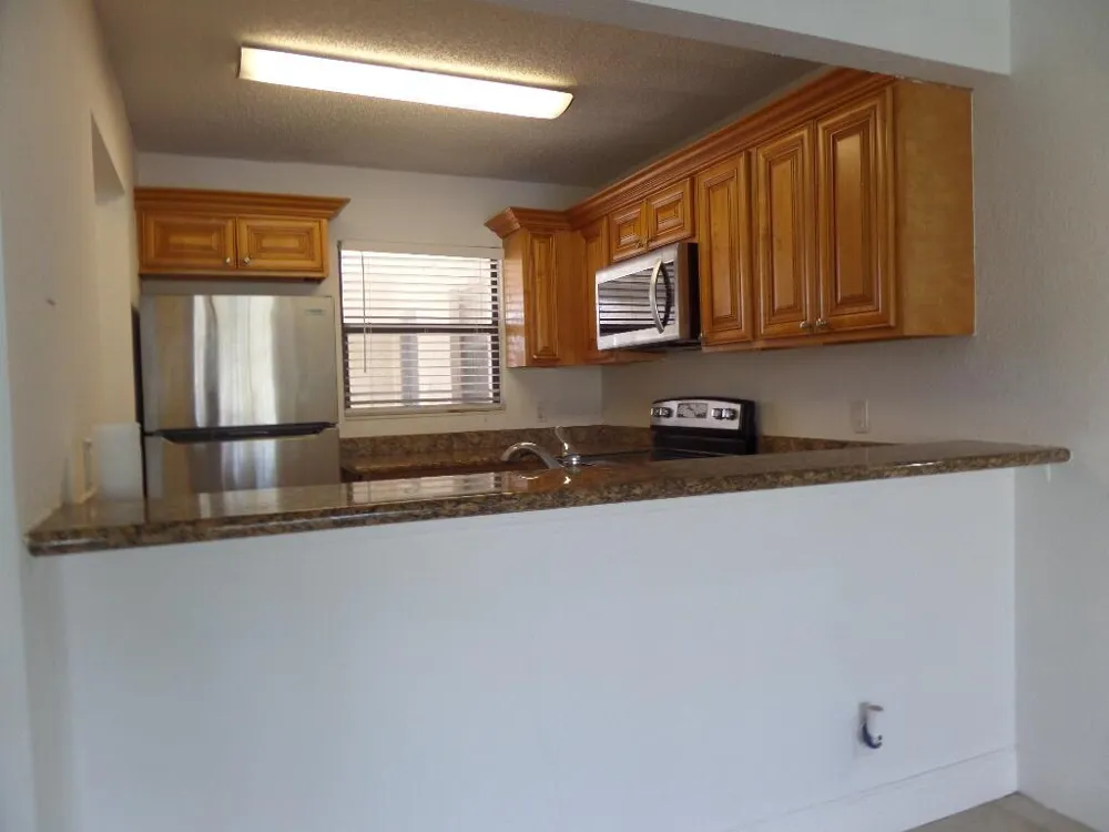 1523 LAKE CRYSTAL DRIVE #F West Palm Beach, FL 33411