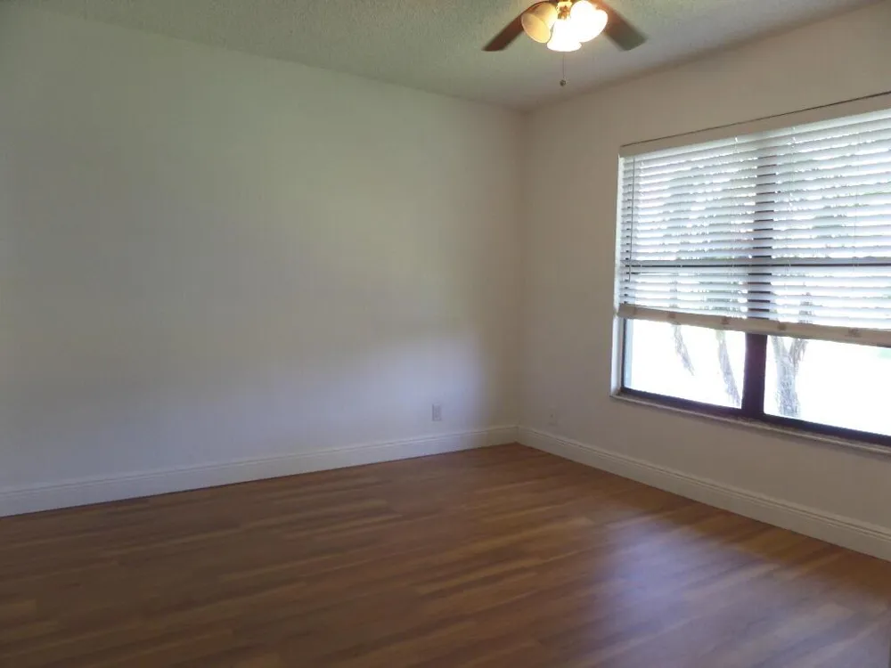 1523 LAKE CRYSTAL DRIVE #F West Palm Beach, FL 33411