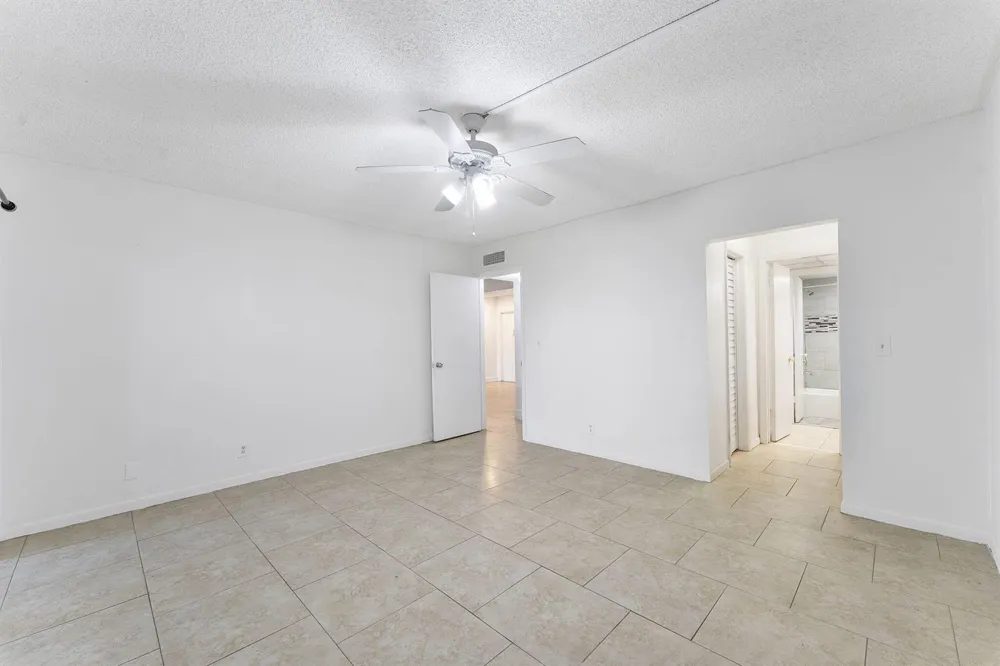 632 NW 13th Street #16 Boca Raton, FL 33486