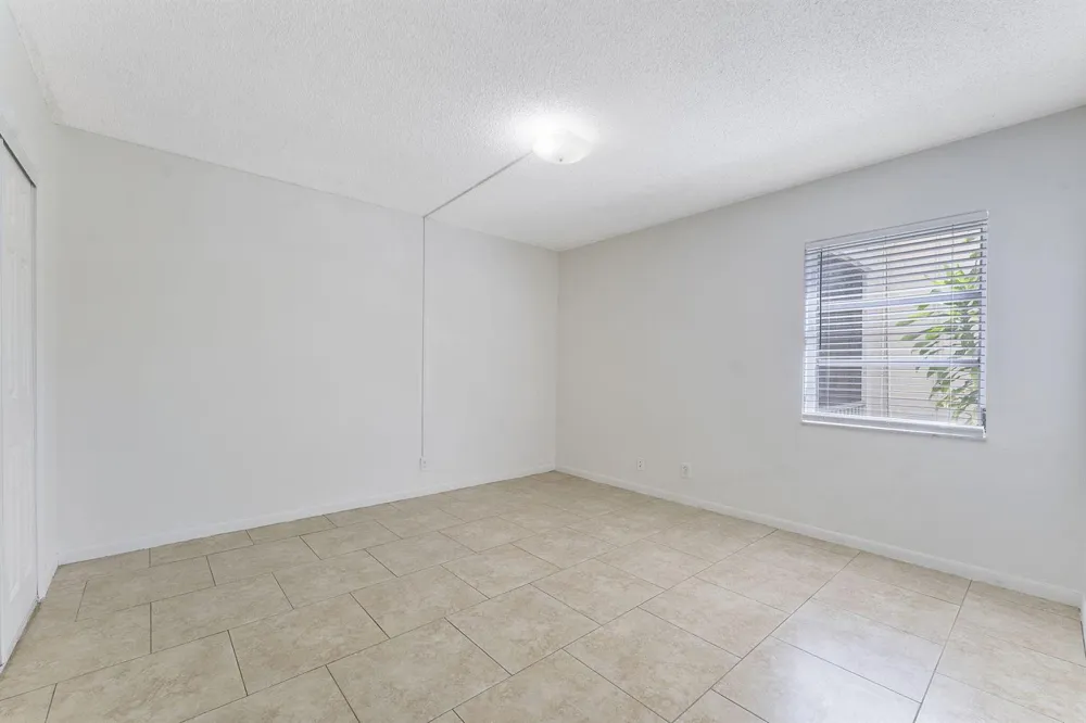 632 NW 13th Street #16 Boca Raton, FL 33486