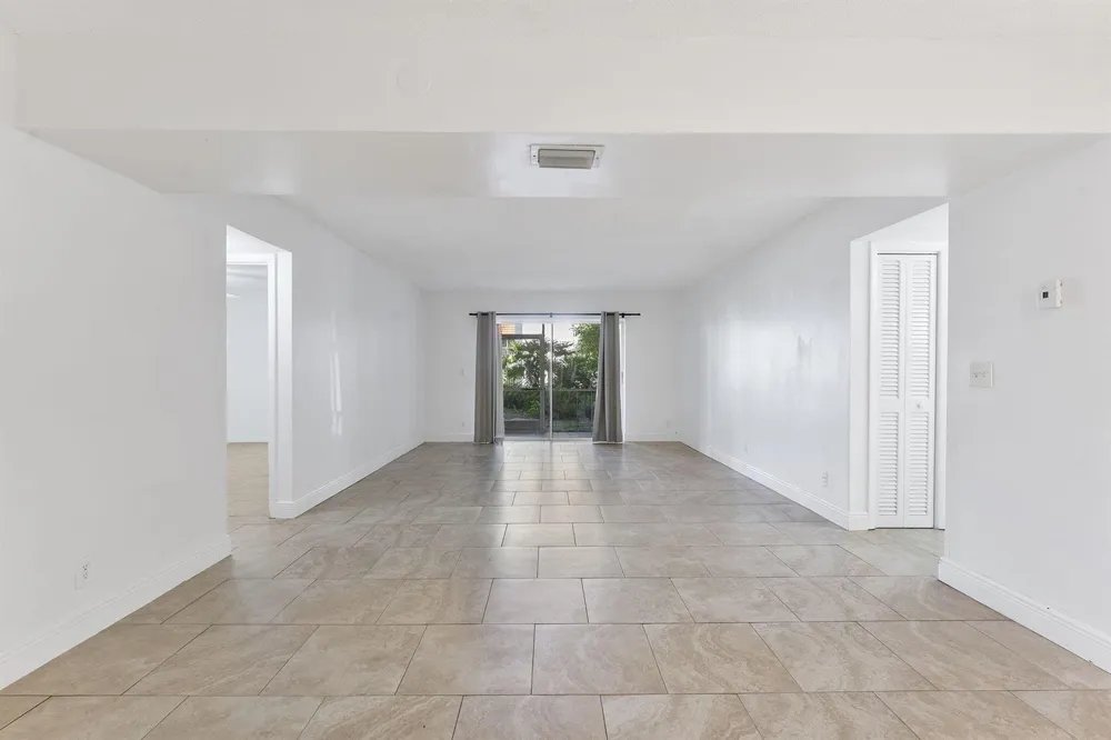 632 NW 13th Street #16 Boca Raton, FL 33486