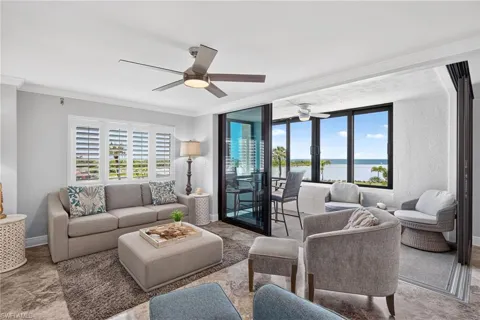 6672 Estero Boulevard #A210