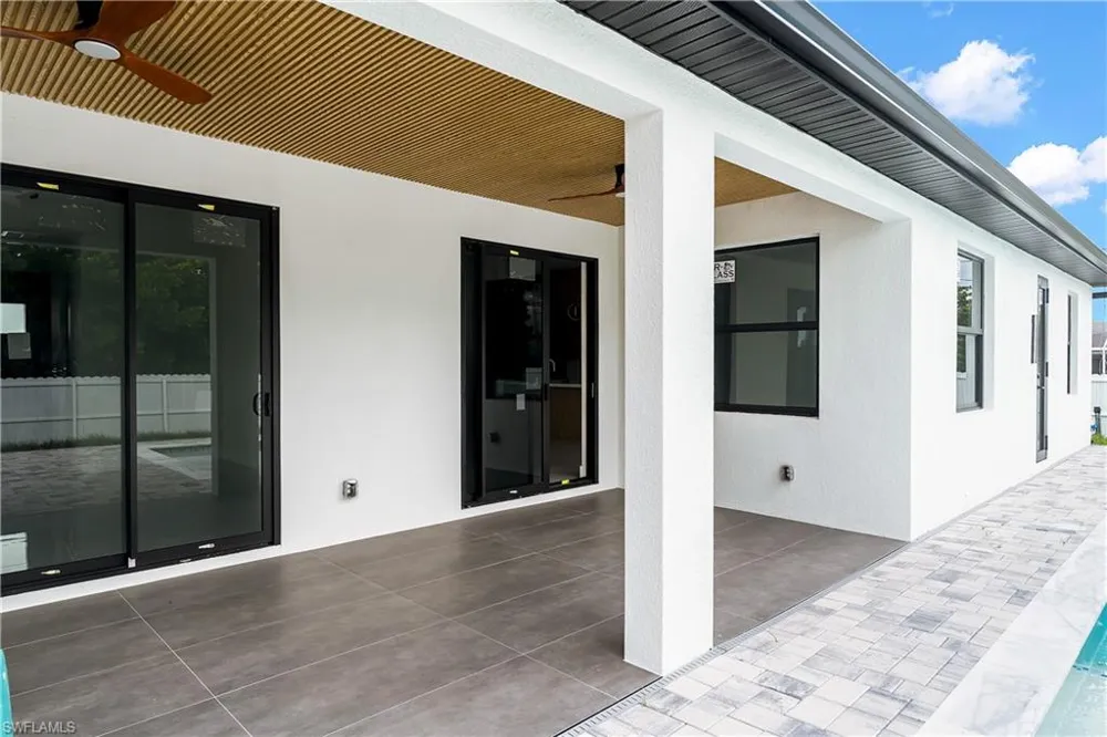 2415 NE 22nd Place Cape Coral, FL 33909