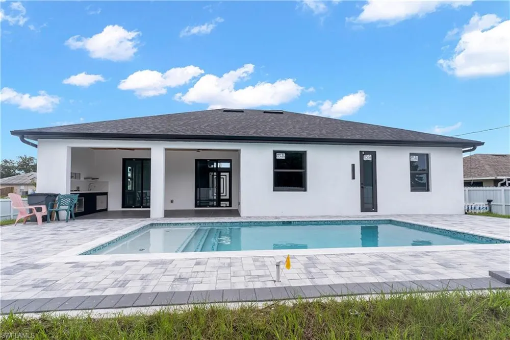 2415 NE 22nd Place Cape Coral, FL 33909